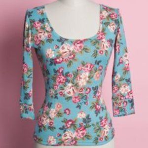 Heart of Haute Tara Top in Rose Sage